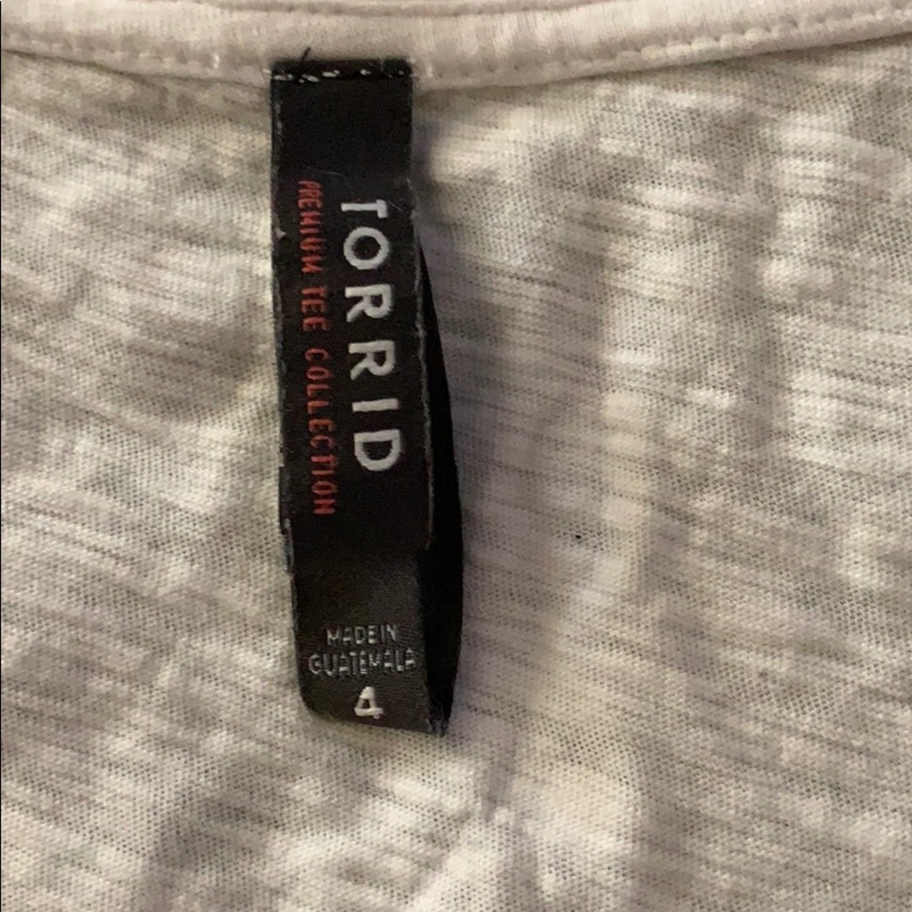 Torrid top - Picture 3 of 3